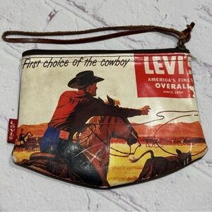 Levi's Cowboy Print Genuine Leather Wristlet Pouch GUC Vintage 90s Y2K Fashion